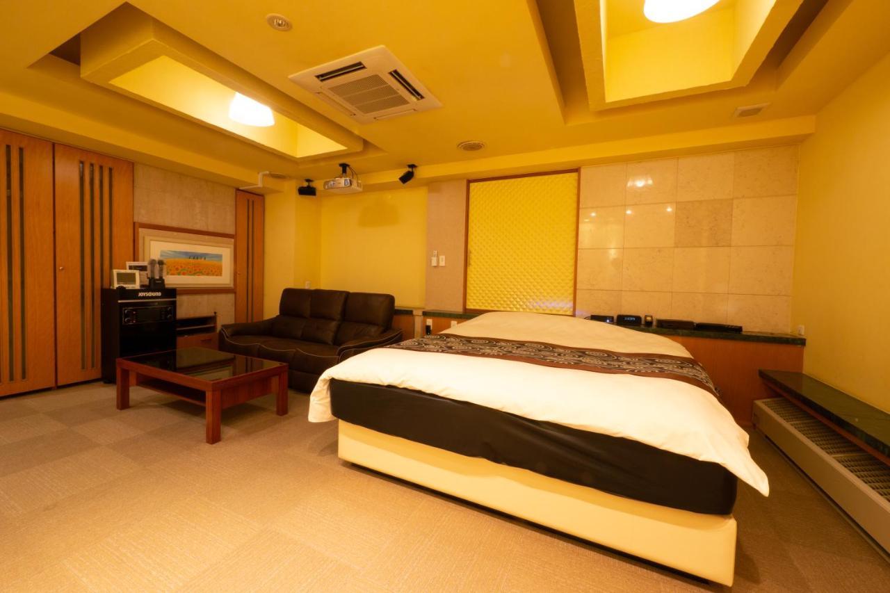 Hotel Rplus日高 (Adults Only) Hidaka  Esterno foto