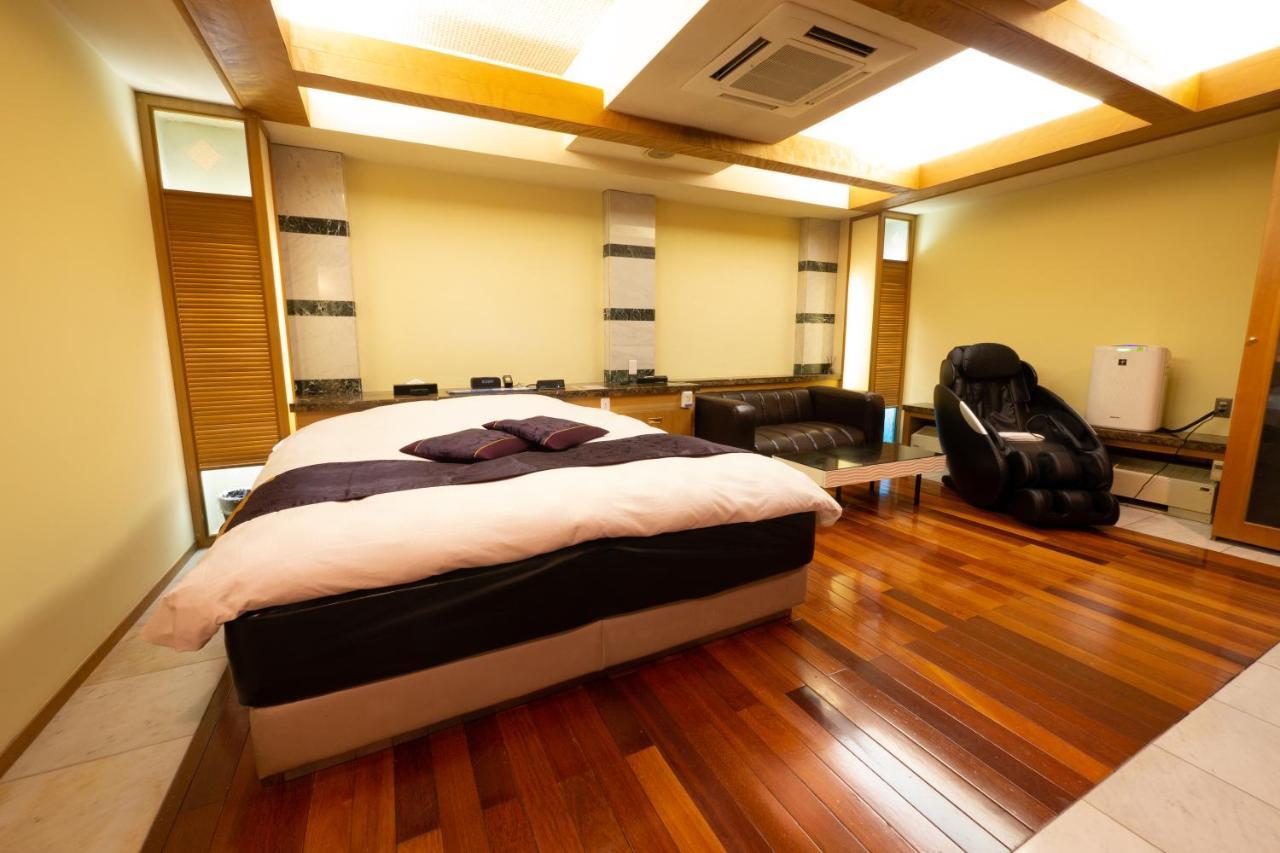 Hotel Rplus日高 (Adults Only) Hidaka  Esterno foto