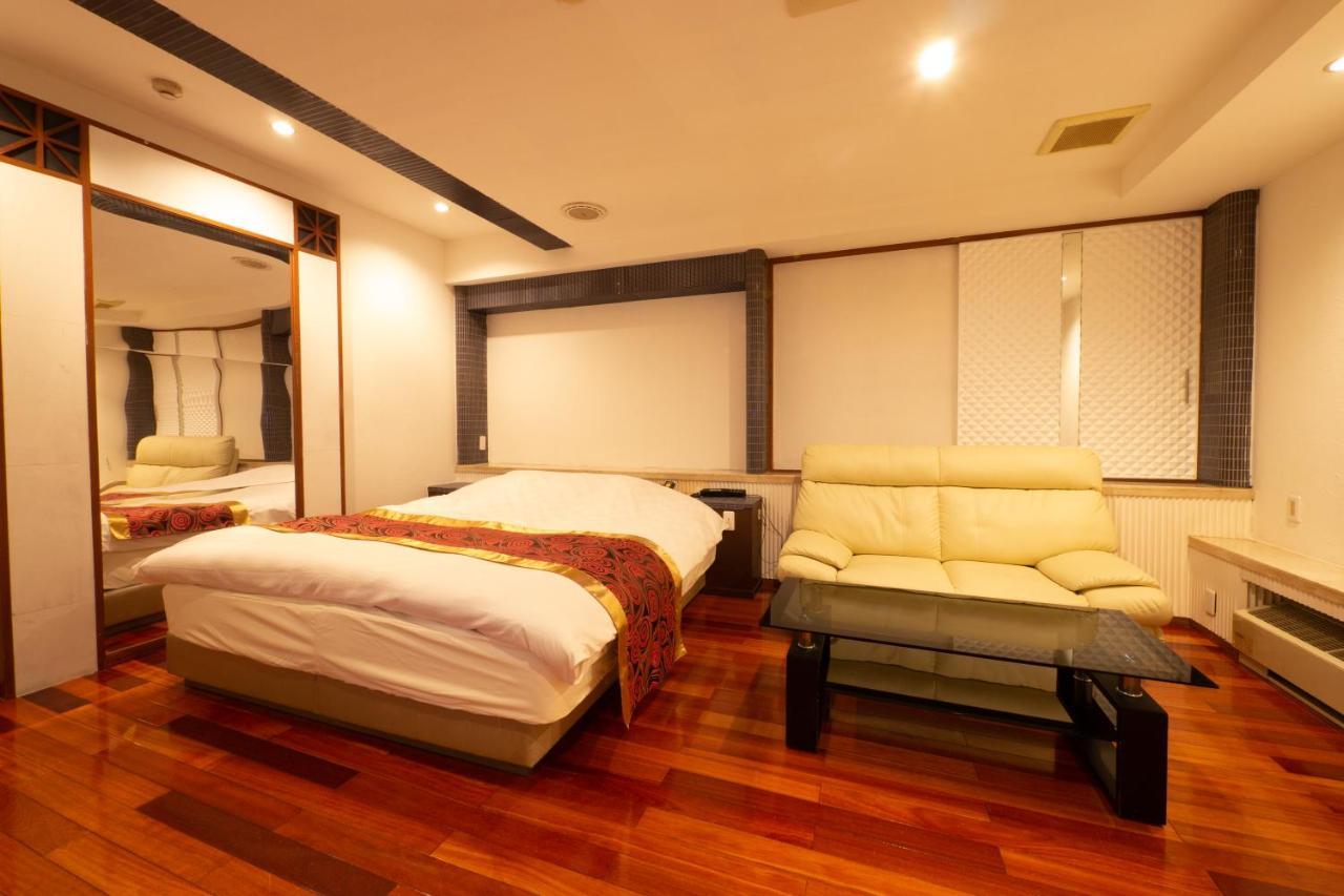 Hotel Rplus日高 (Adults Only) Hidaka  Esterno foto